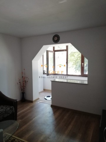 inchiriere-apartament-podu-ros-2